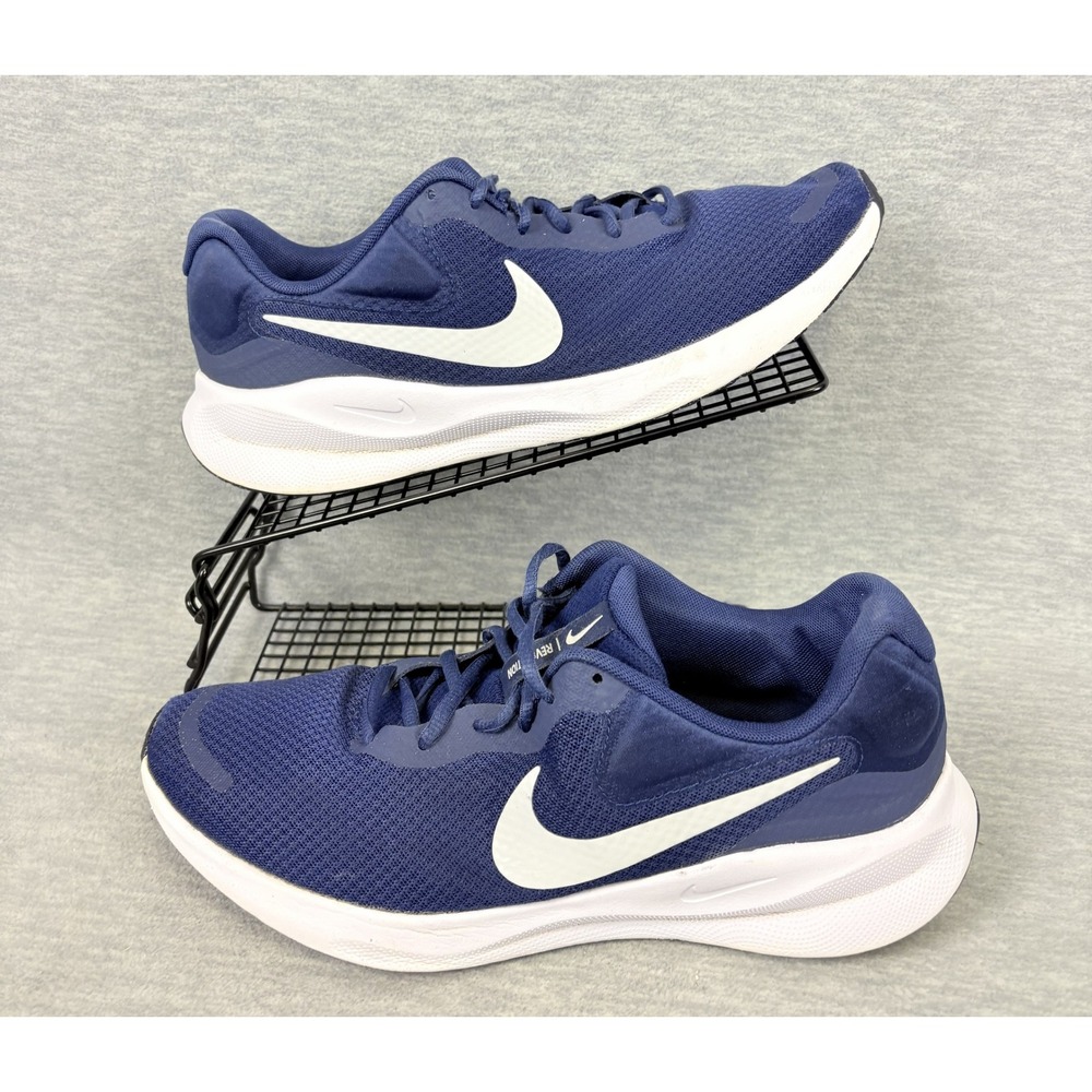 Nike‎ Revolution 7 Sneakers Mens 10.5 Navy Blue White Running - Picture 12 of 13